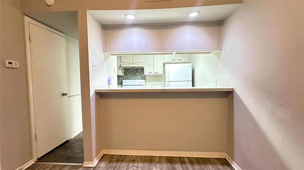 Park Lane Twnhms Ph 01 - Residential Lease