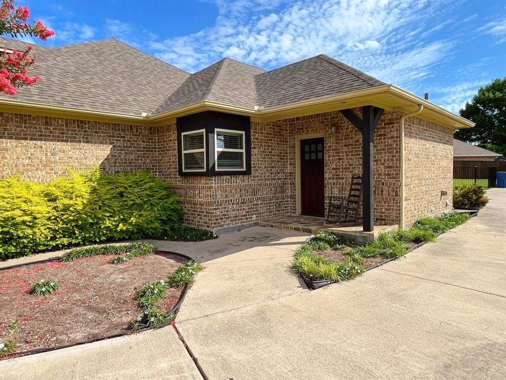 200 Suntide Drive