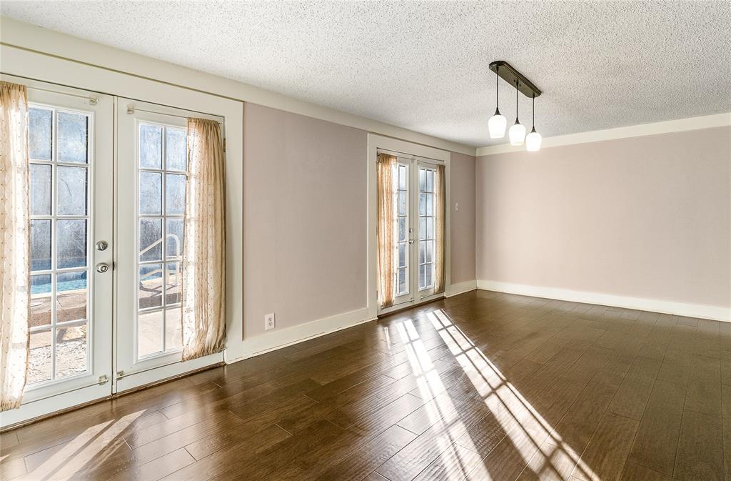 Royal Oaks Estates - Residential