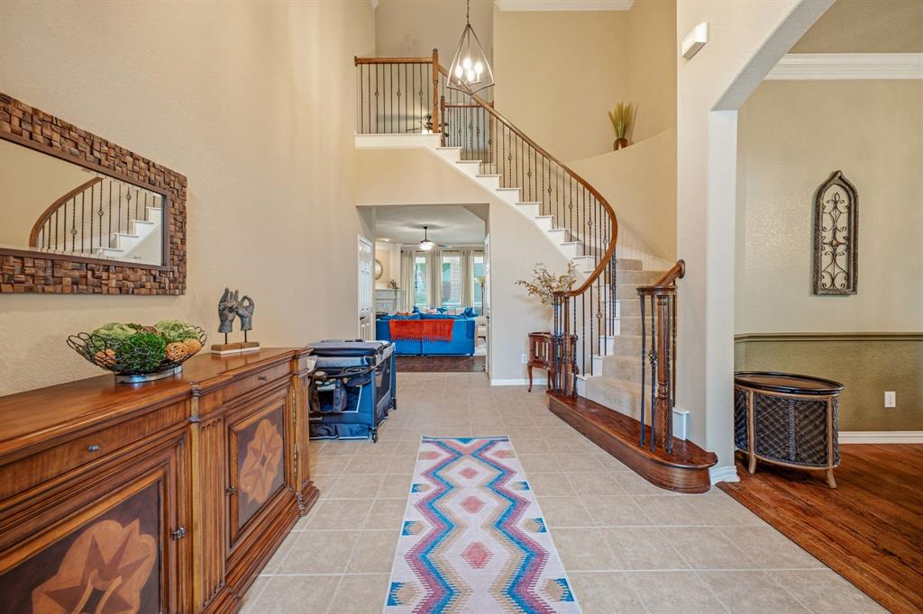 125 Rustling Elm Way