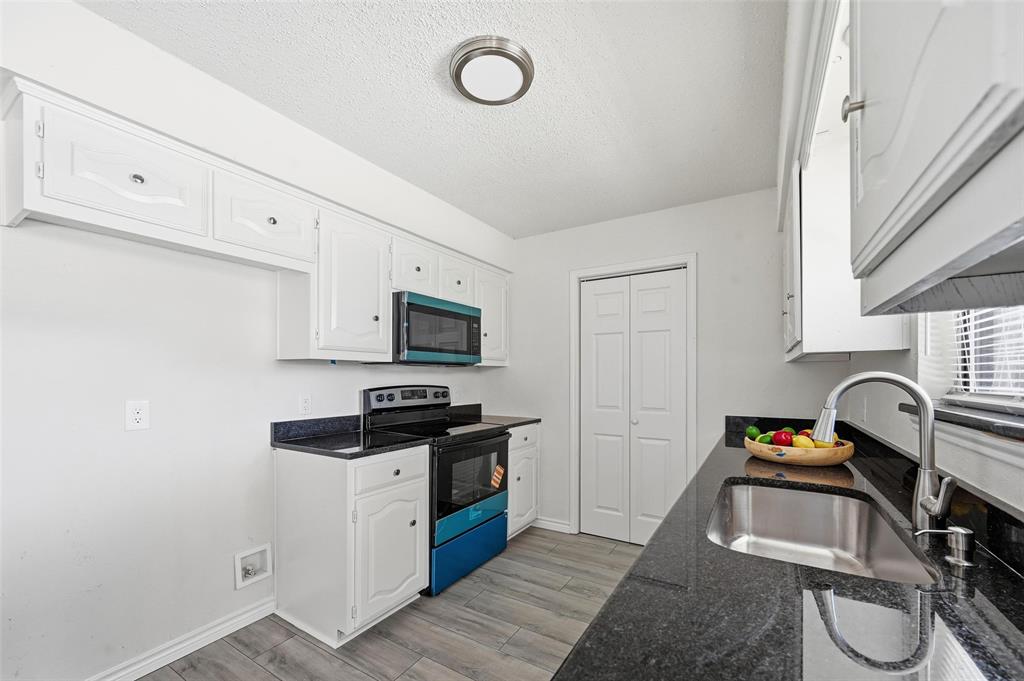 Hickory Hollow Add - Residential