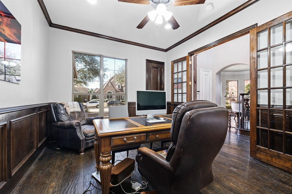 5442 Beacon Hill Drive