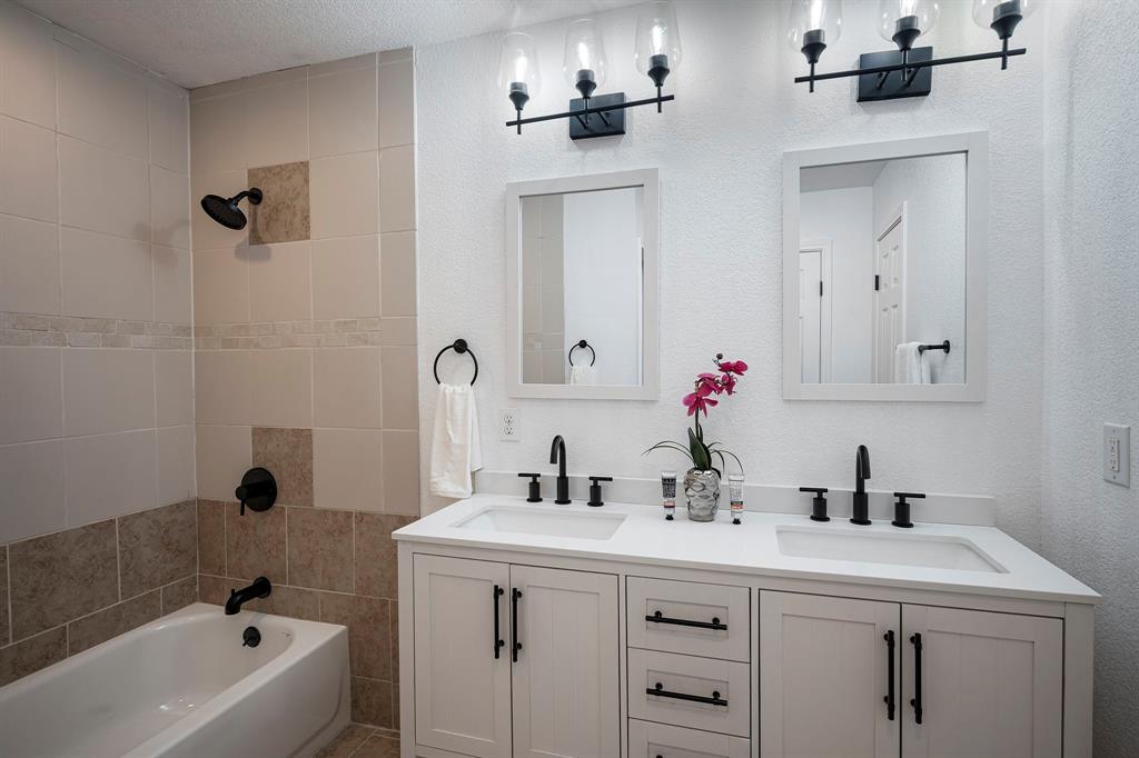 Ferguson Heights 03 Rev - Residential