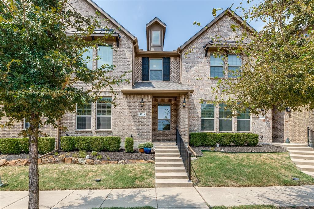 4616 Piedras Lanzar Drive