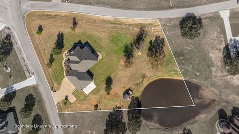 A home in Granbury