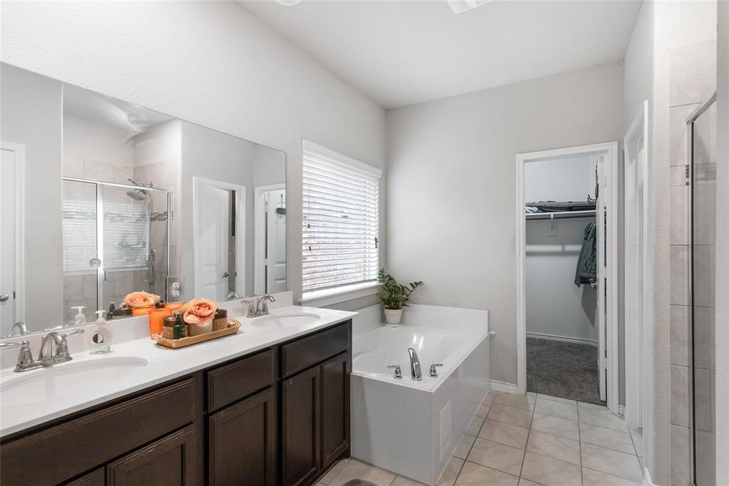 THE HIGHLANDS AT WESTRIDGE PHASE 4 - Residential