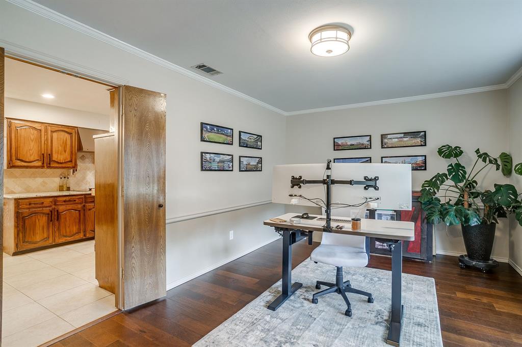 4441 Ballinger Court