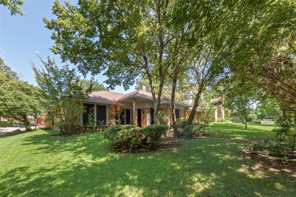 812 Cherlynne Drive