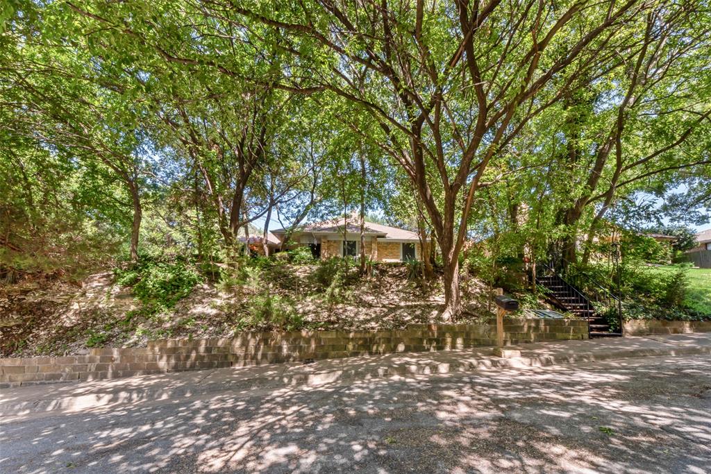 812 Cherlynne Drive
