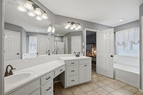 Tiny photo for 1035 Vinewood Avenue, Burleson, TX 76028 (MLS # 21198225)