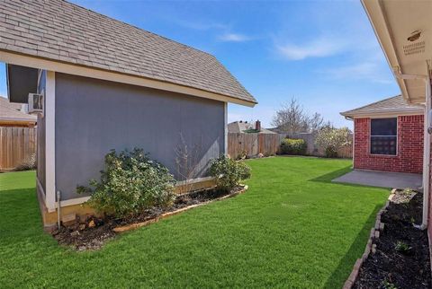 Tiny photo for 1035 Vinewood Avenue, Burleson, TX 76028 (MLS # 21198225)