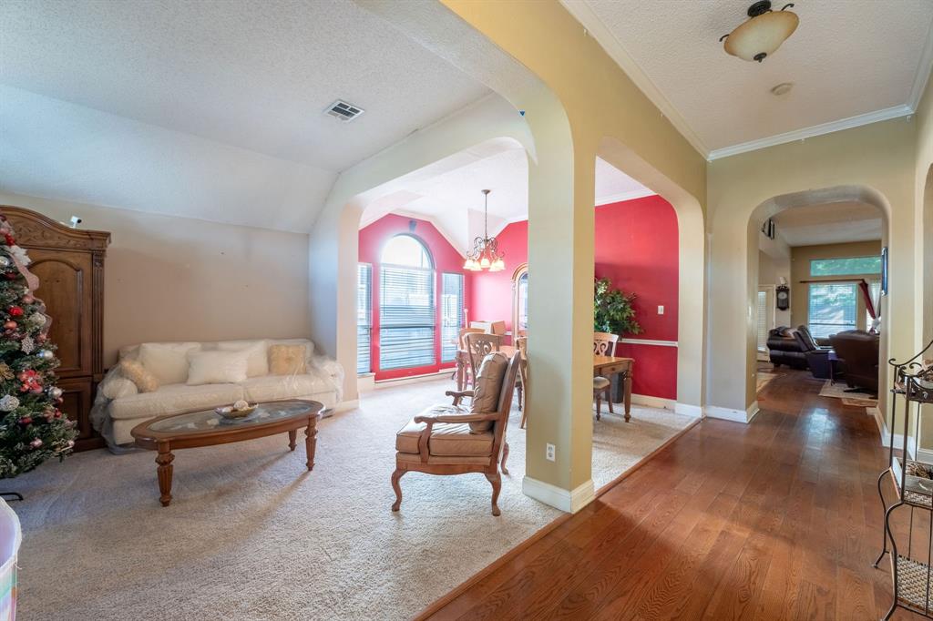 1723 Vicksburg Drive