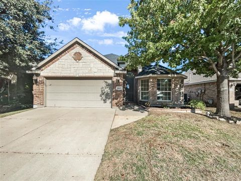 4645 Golden Yarrow Drive Fort Worth TX 76244