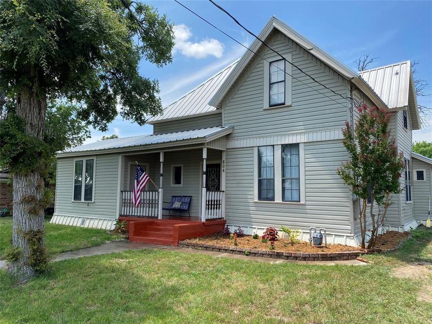 MOTIVATED SELLER! 4 bedrooms, 2 downstairs including the master, with a jack and Jill upstairs. 2.5 baths, spacious bathrooms that have floor to ceiling tiled showers, master boasting two shower heads, soaker tub with granite countertops, oversized 2 car garage with attic and hobby room off the back, separate entrance room off the front porch to what was once used for a hair dresser business, but is a great space if you work from home and need a secluded quiet area to work, large sunroom overlooking the In-ground pool with a beautiful view. Living room, dinning room, large open kitchen with a large 36” 6 burner gas stove and electric oven, marble backsplash and granite tops, and tons of cabinet storage. Landing space at the top of the stairs, Large bonus room upstairs used as bedroom but would be a great theater room, mud room off side entrance. This house has timeless wood craftsmanship with large wood trim, Hickory hardwood and tiled floors, tall ceilings, solid hardwood doors.