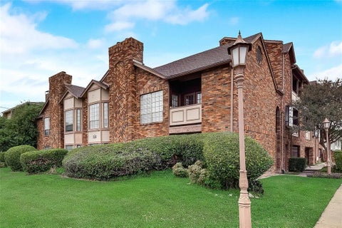 Photo of 3434 Daniel Avenue #D, University Park, TX 75205 (MLS # 21329793)