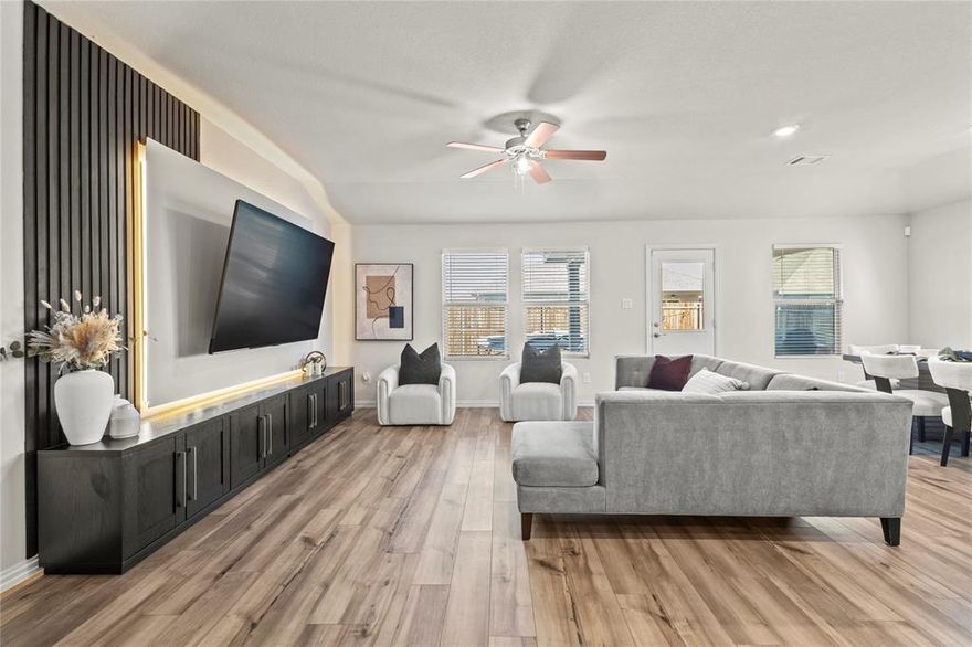 This traditional 3 bedroom, 2.5 bath home is situated on a serene cul-de-sac just minutes from Downtown Fort Worth. With easy access to local amenities, parks, and major commuter routes, this home offers a balanced everyday convenience. The open-concept living areas are filled with natural light and designed for modern living, highlighting a custom designed accent wall in the living area, complemented by a well-equipped kitchen  with hardwood flooring throughout the home.  Well-sized bedrooms  offer flexibility for work-from-home or guest accommodations, while the backyard provides ample space for outdoor entertaining. The primary bedroom has a generous walk-in closet to accommodate any family. 
This subdivision is Family-friendly with a strong sense of community and the park is walking distance from the home. Enjoy the balance of suburban comfort with city convenience just minutes away. Welcome to Palmilla Springs !

PLEASE leave Title with Mc Knight. Title has already been opened. Escrow Officer Bobbi Wright MCKNIGHT TITLE