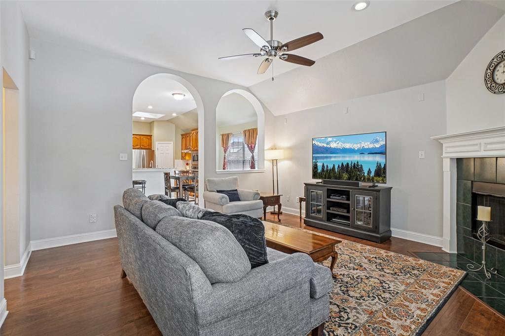 3649 Smoke Tree Trail