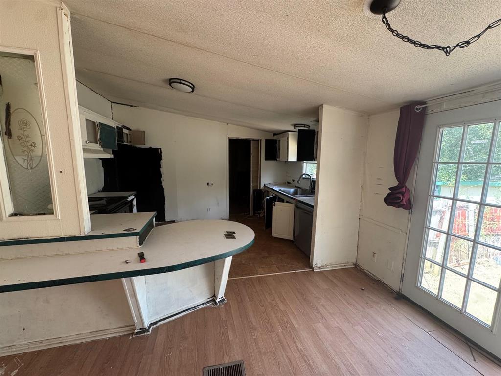 Blue Water Oaks - Residential