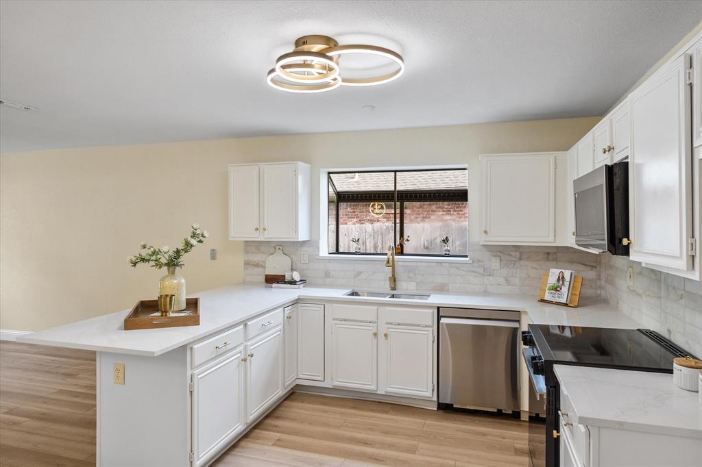 Huntington Village Ph III Add - Residential
