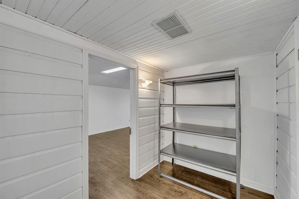 Daggett E Add - Commercial Lease