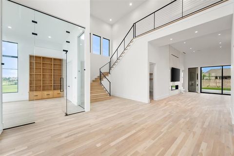 Tiny photo for 1106 Knoll Crest Drive, Mansfield, TX 76063 (MLS # 20963665)