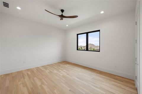 Tiny photo for 1106 Knoll Crest Drive, Mansfield, TX 76063 (MLS # 20963665)