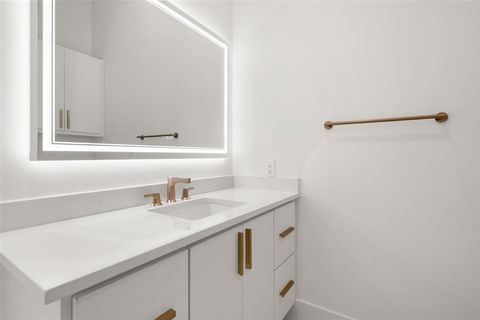 Tiny photo for 1106 Knoll Crest Drive, Mansfield, TX 76063 (MLS # 20963665)