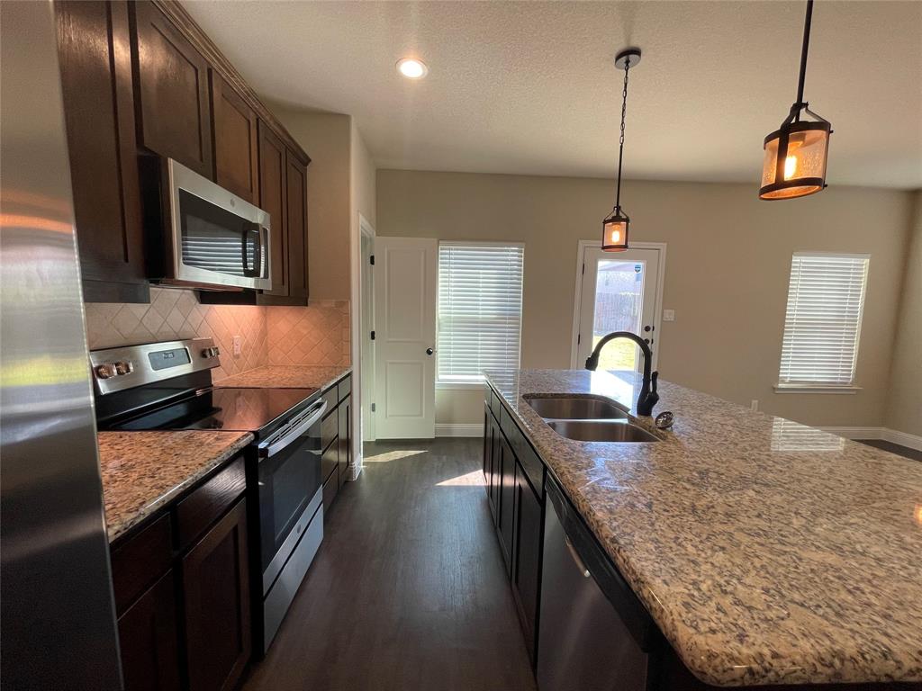 Yeoman Add - Residential Lease