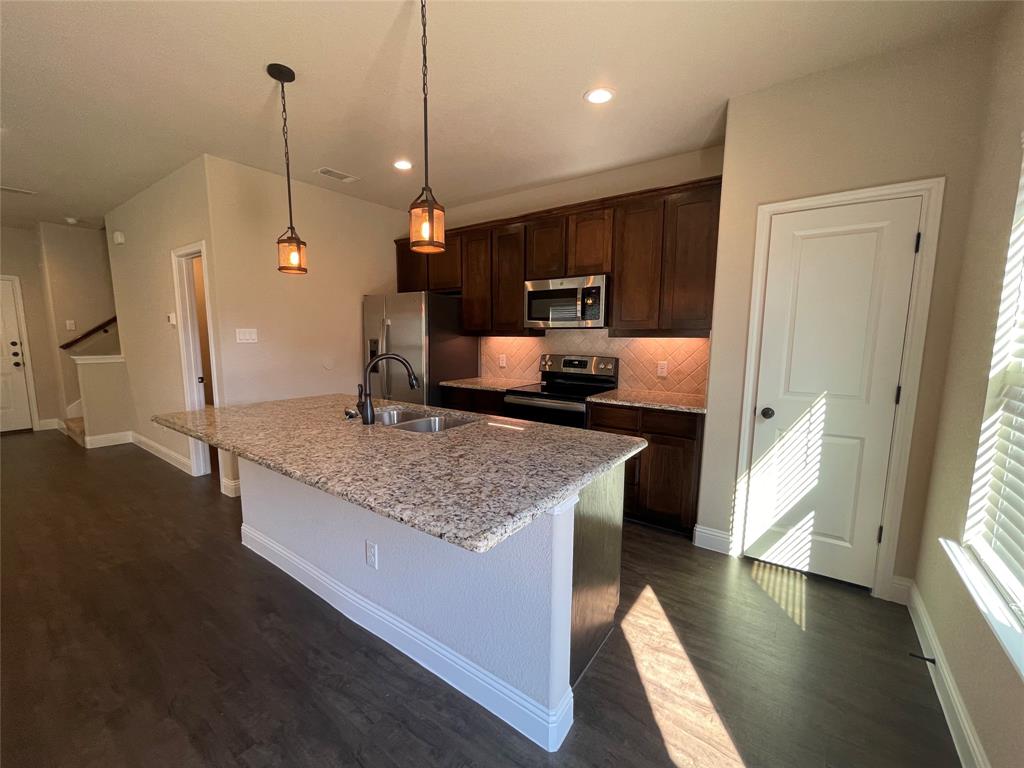 Yeoman Add - Residential Lease