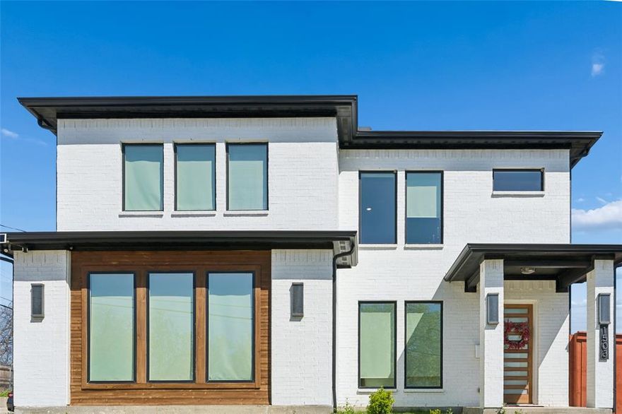 Contemporary modern new build conveniently located in the booming sector of Oak Cliff just minutes away from Bishop Arts District, Downtown and Uptown. This beautiful design displays high ceilings, oversized windows, and designer finishes, amazing kitchen with custom build refrigerator. Located on a corner lot on a hip top this property allows for great views. Featuring 2 primary suites 1 being located upstairs while the other being located downstairs, allows for flexibility of living arrangements. With over 60 boutique retail shops, restaurants, bars, coffee shops, and theater and art galleries within minutes, and only 5 minutes from downtown Dallas this makes a great location for a new home owner. Seller is ready to negotiate your offer.