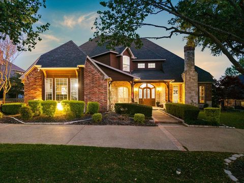 Photo of 806 Eagle Pass, Heath, TX 75032 (MLS # 21223023)