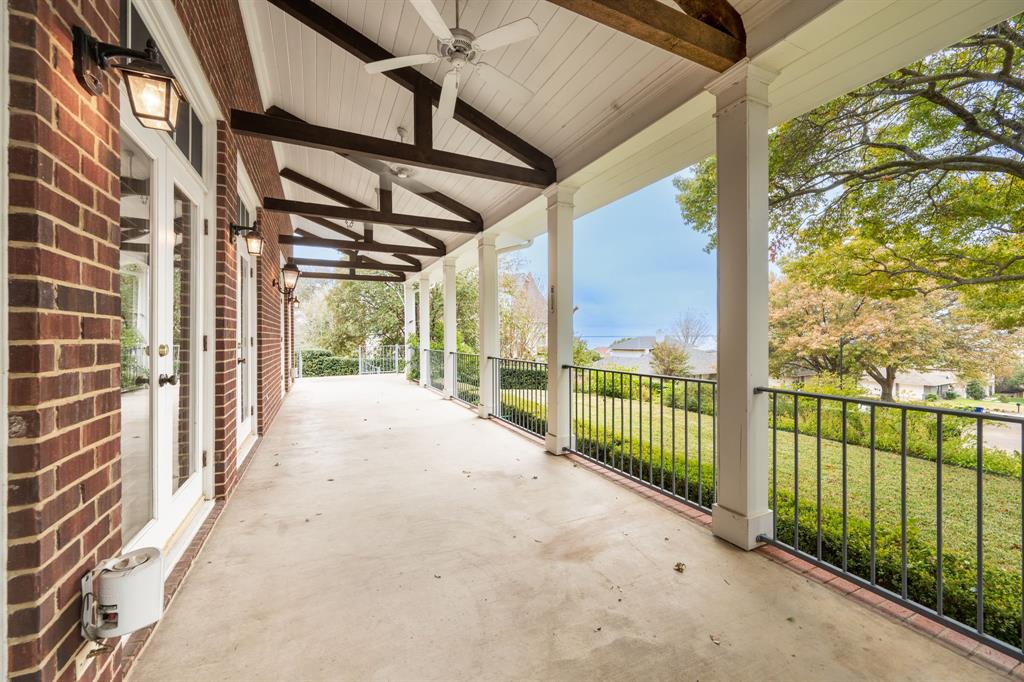 Windward Slope - Residential