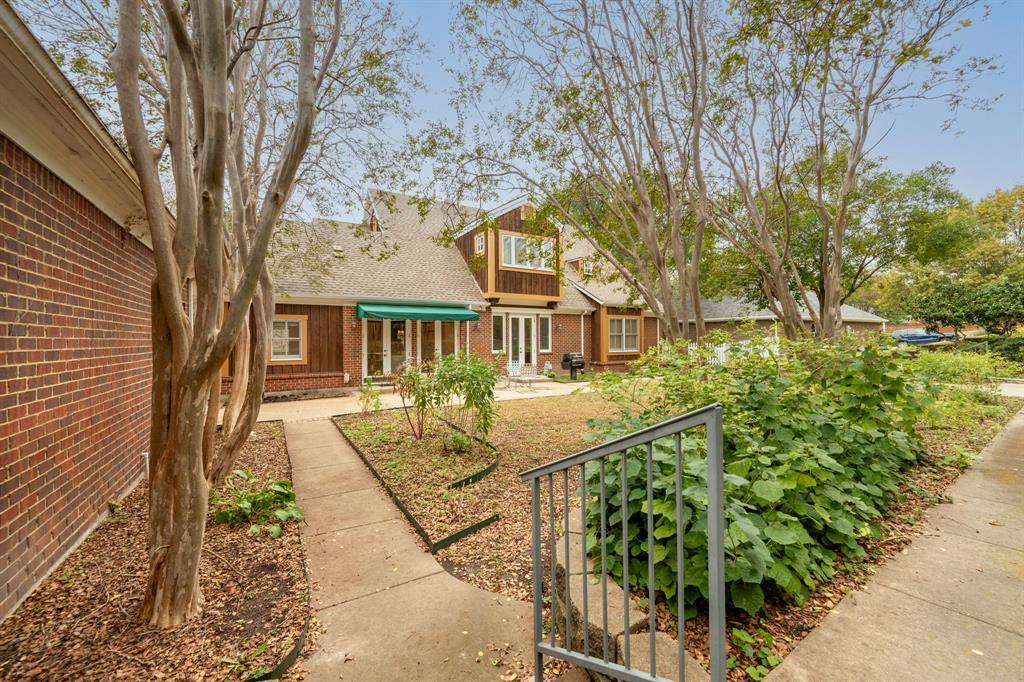 Windward Slope - Residential