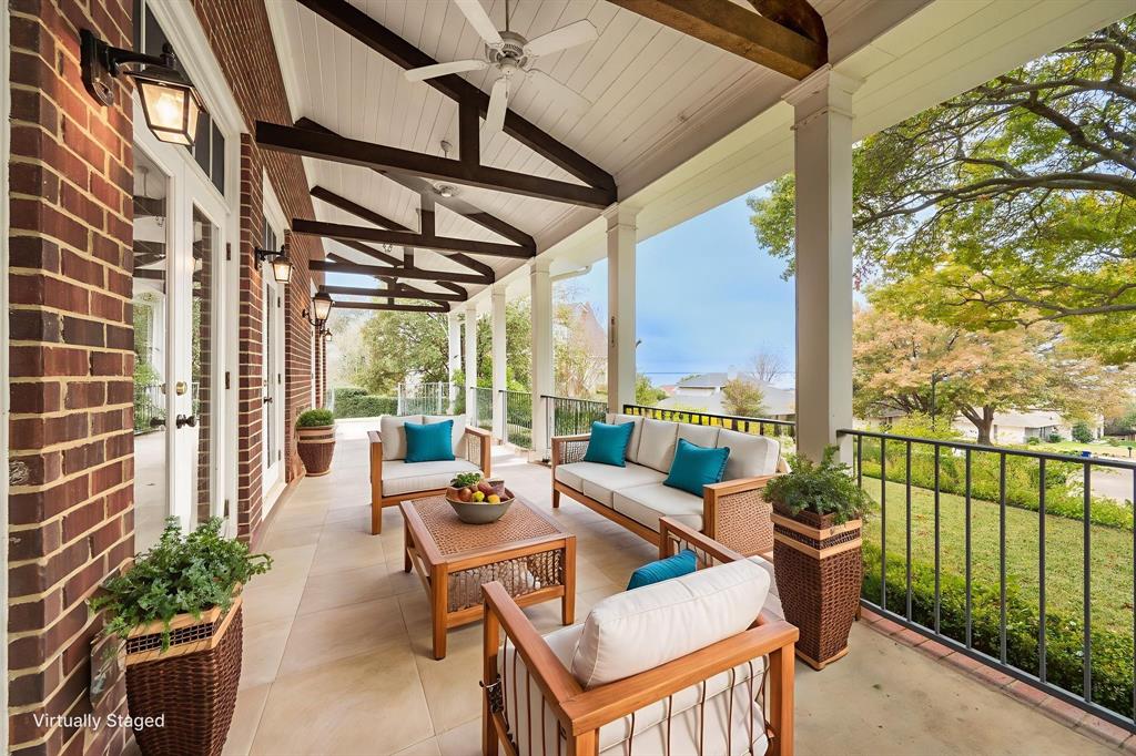 Windward Slope - Residential