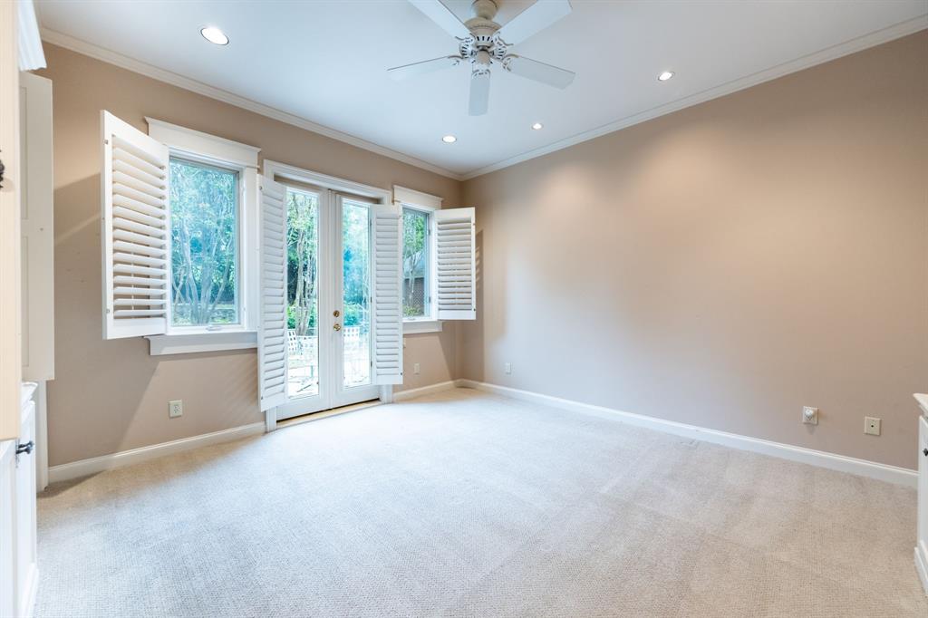 Windward Slope - Residential