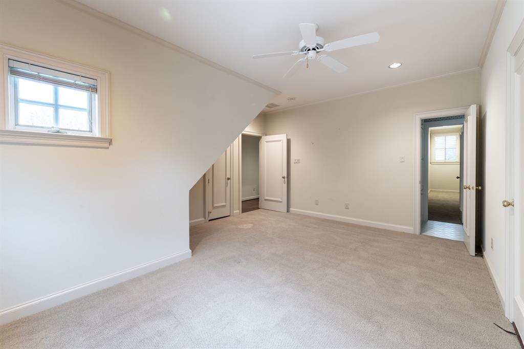 Windward Slope - Residential