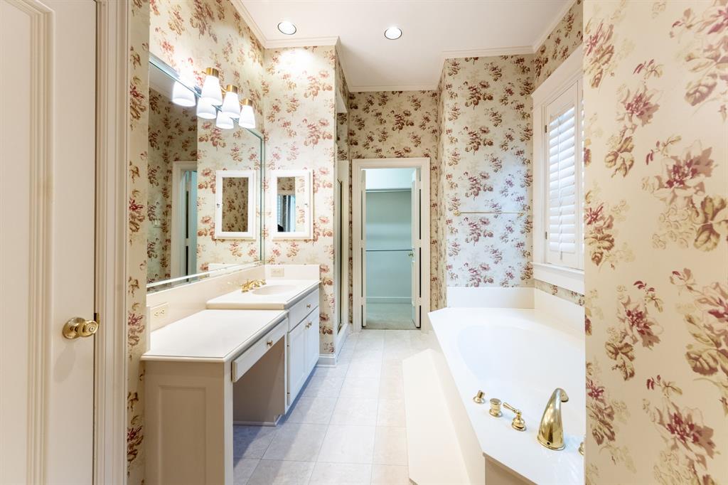 Windward Slope - Residential