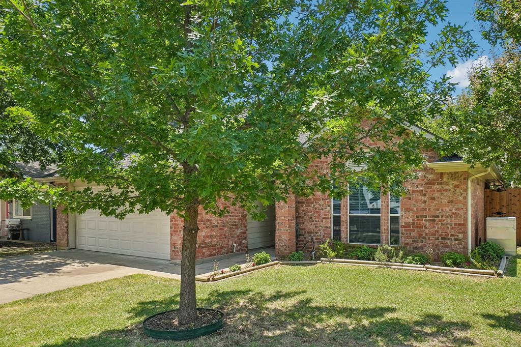 229 S Lakeview Drive