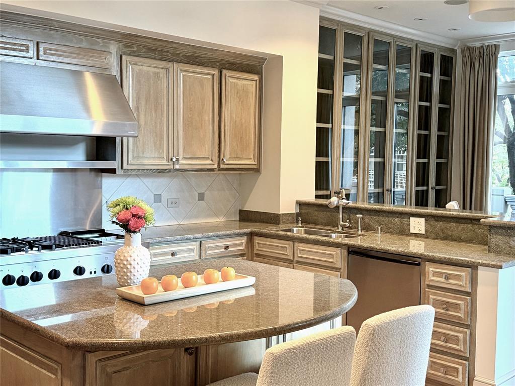 Vendome On Turtle Creek - Residential