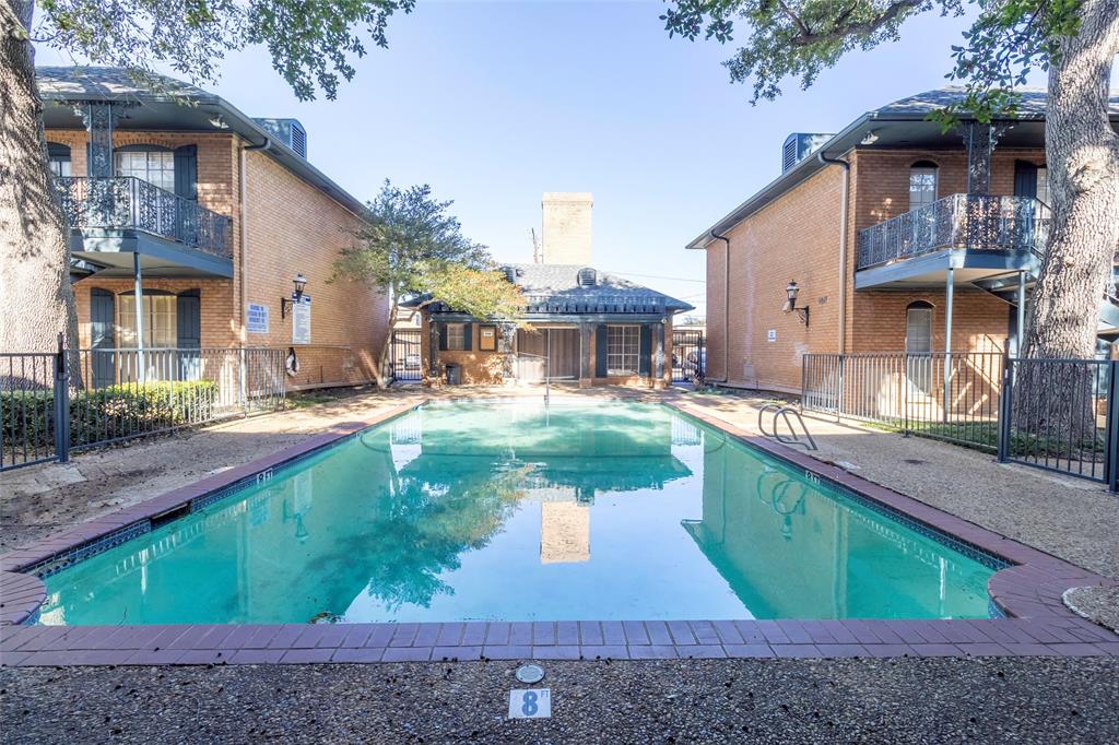 La Fontaine Condo - Residential