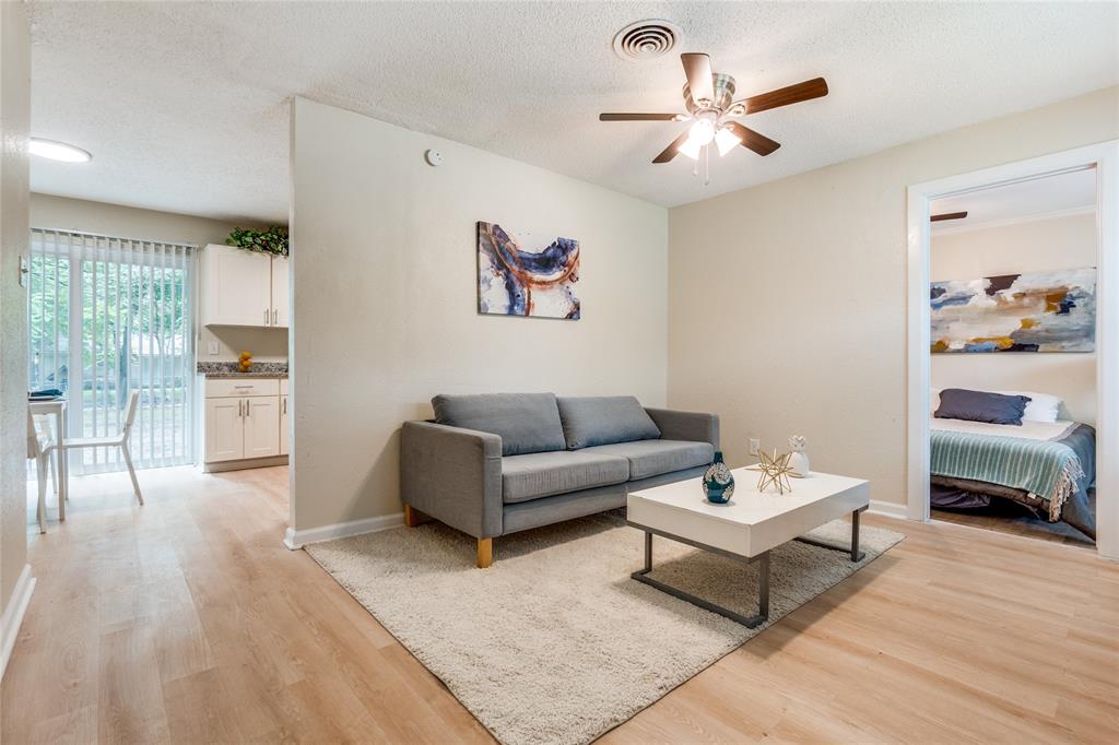 820 Ivywood Drive