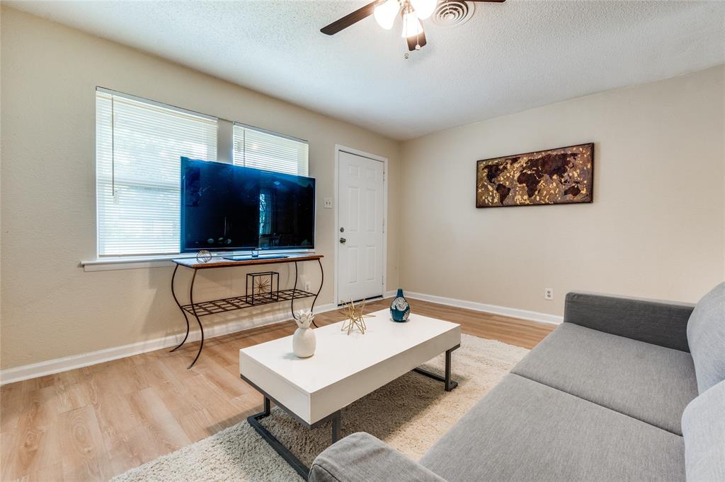 820 Ivywood Drive