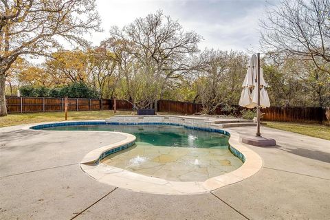 A home in Burleson