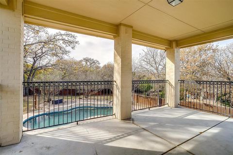 A home in Burleson