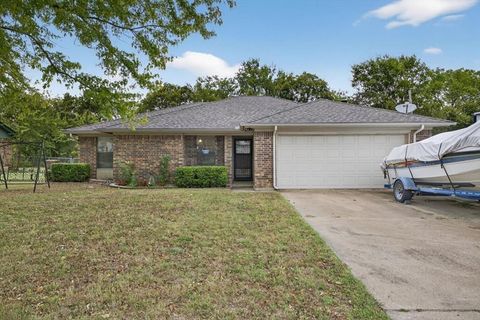 405 Nita Court Crowley TX 76036