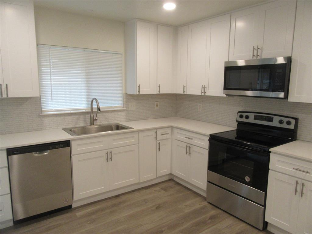 2622 Branch Oaks Drive