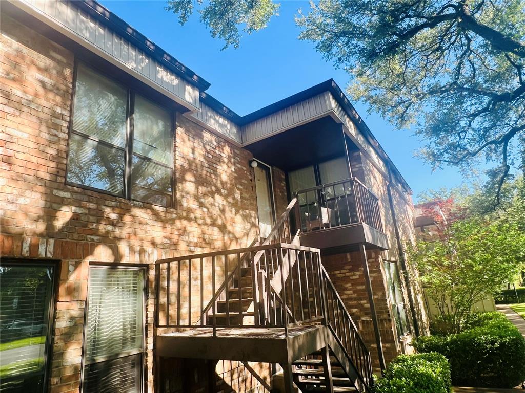 4933 Skillman Street 247
