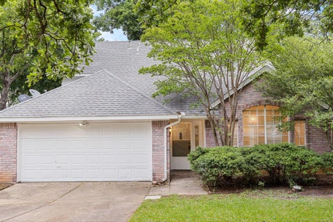 Photo of 3208 Hickory Court, Bedford, TX 76021 (MLS # 21283733)