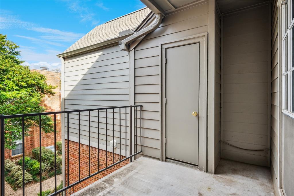 Williamsburg Condo Ph 01 - Residential