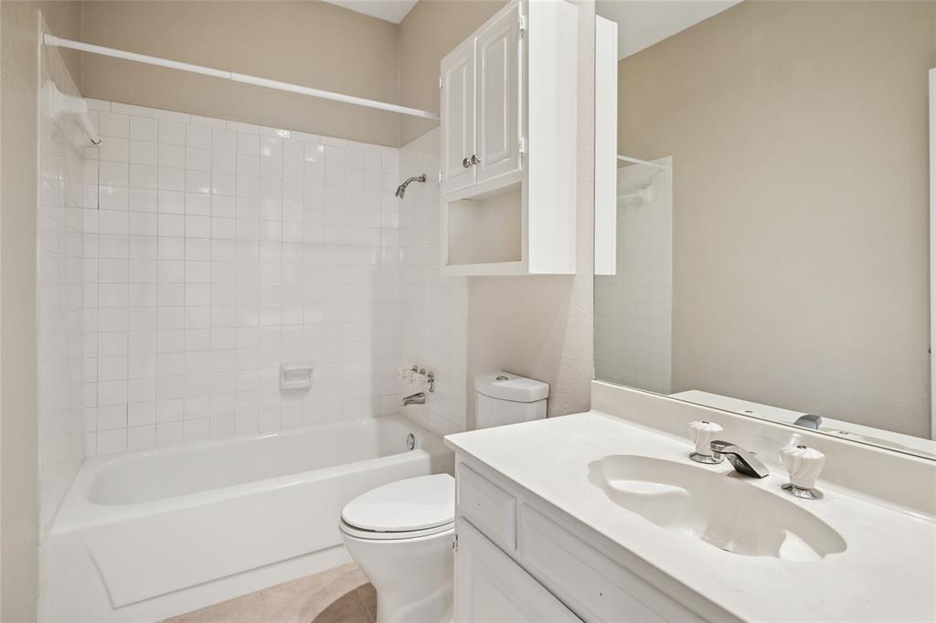 Williamsburg Condo Ph 01 - Residential